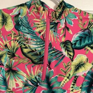 Tommy Bahama Small Quarter Zip